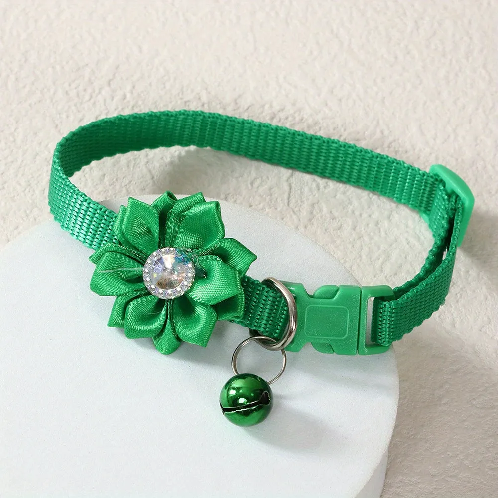 Chic cat Collar with Bell  Cozy  Durable Accessory