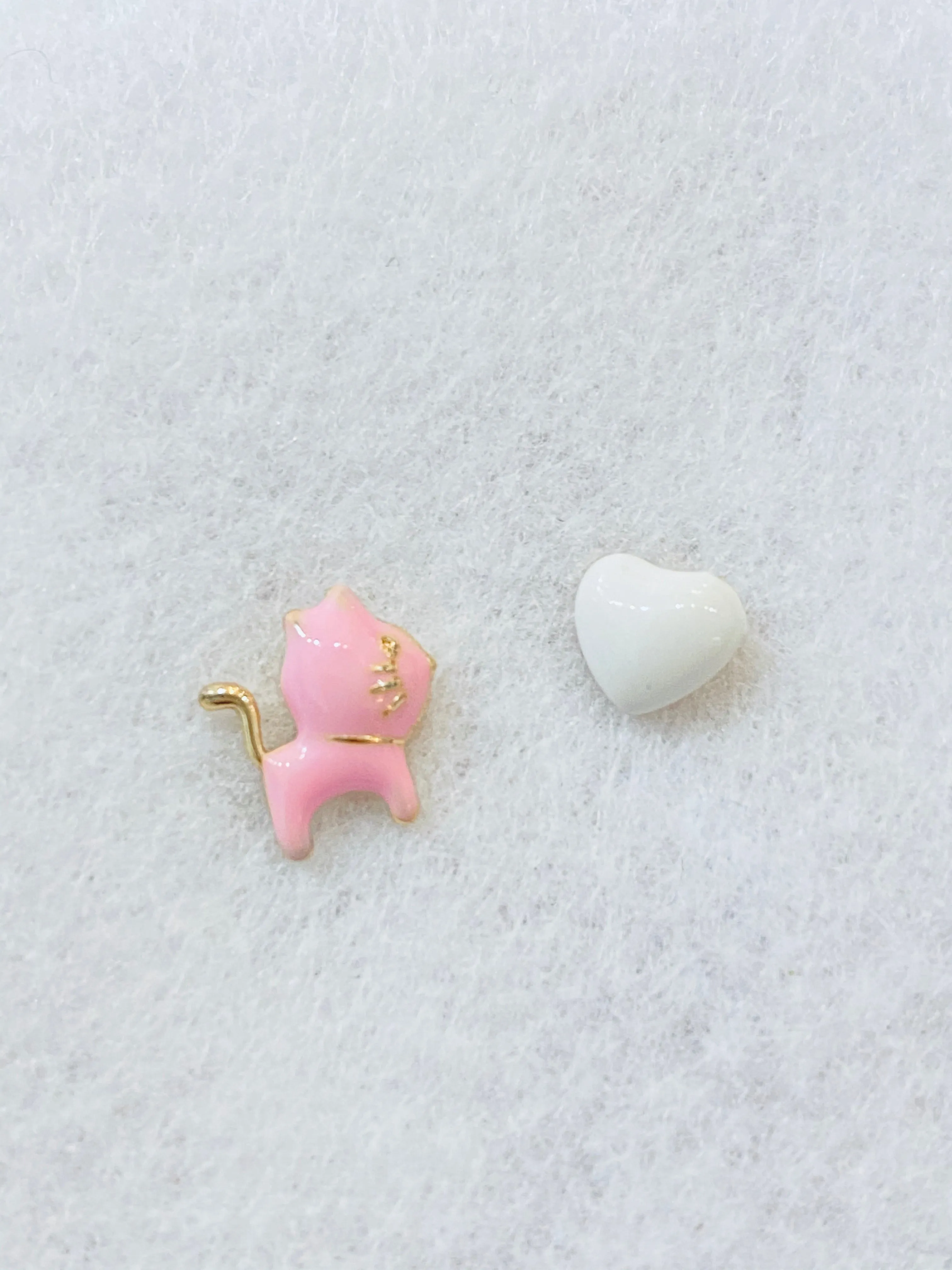 Mismatched Cute Cat and Heart Enamel Earrings