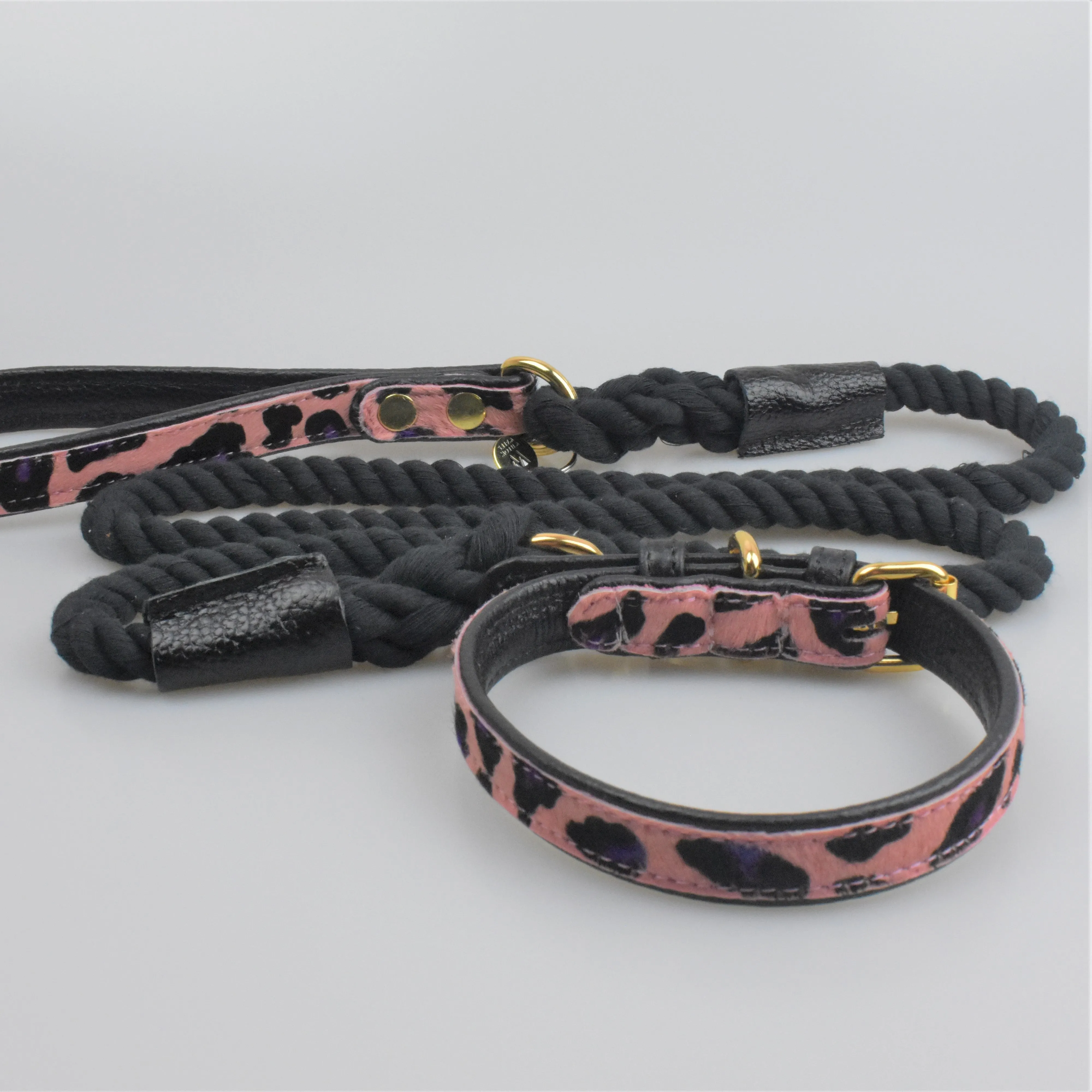 Willow Walks leather collar in two tone black and multi leo